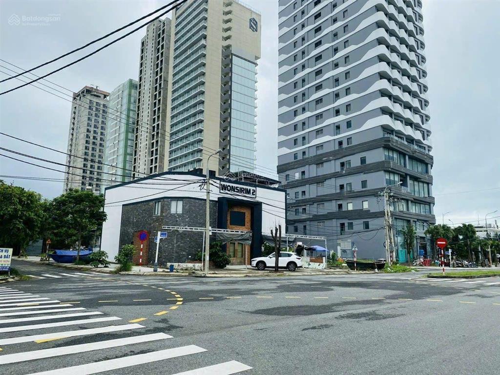 Bán lô đất mt vương thừa vũ, dt 90m2 ngang 5m sát biển
