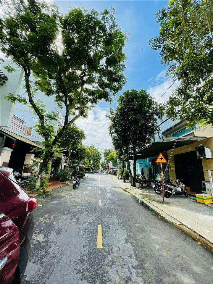 Bán lô đất mt võ như hưng gần sông dt 80m2 ngang 5m