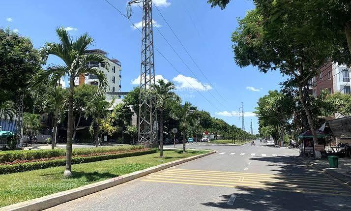 Bán đất mt an dương vương dt 99m gần sông