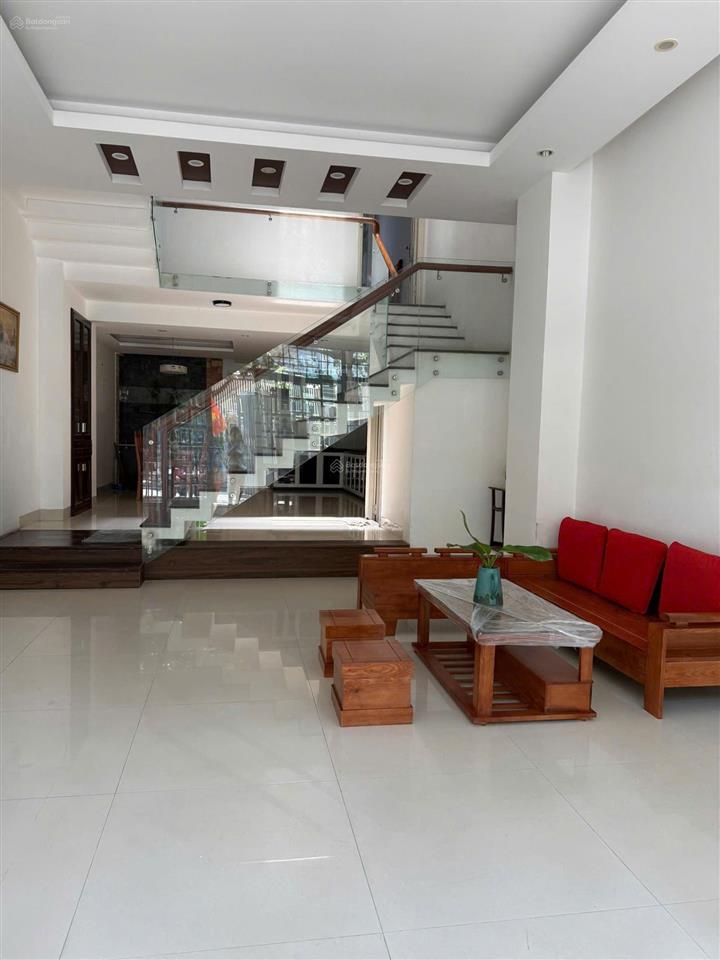 Bán nhà 3 tầng mt hà đặc sát biển mỹ khê