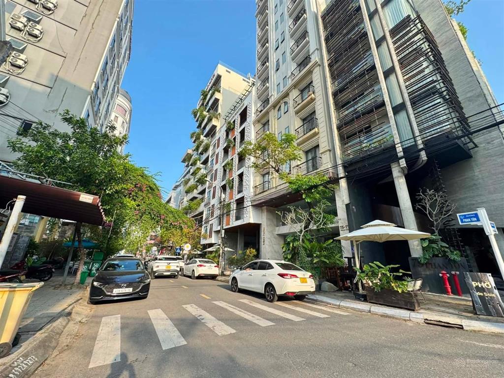 Bán đất mt phước trường 11 sát hồ nghinh, dt 100m2 ngang 5m