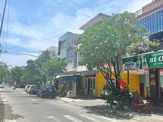 Bán đất mt phó đức chính, dt 100m2 ngang 5m
