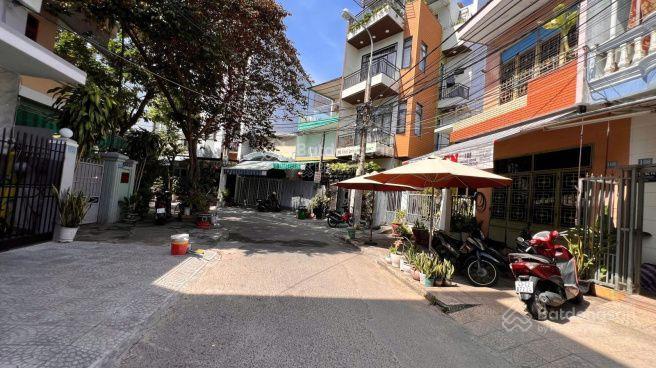 Bán đất mt bùi hữu nghĩa, dt 60m2 gần hồ nghinh