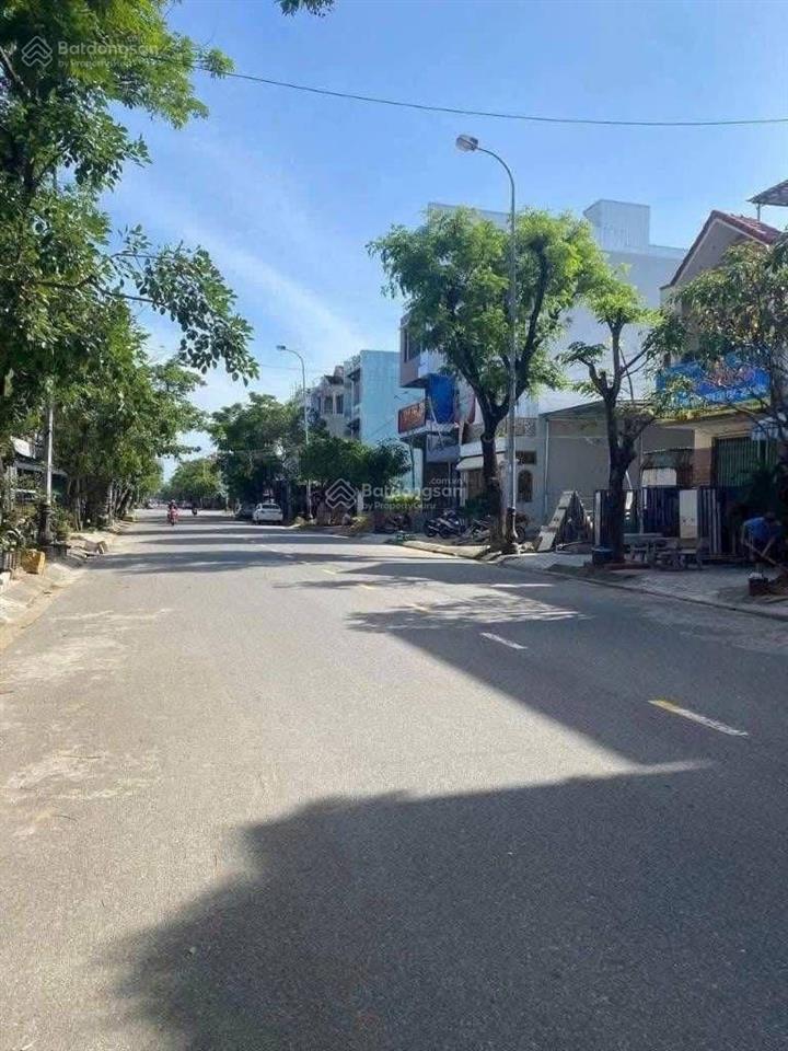 Hạ 2 tỷ bán lô đất mt lê tấn trung dt 111m ngang 5m đường 10m5