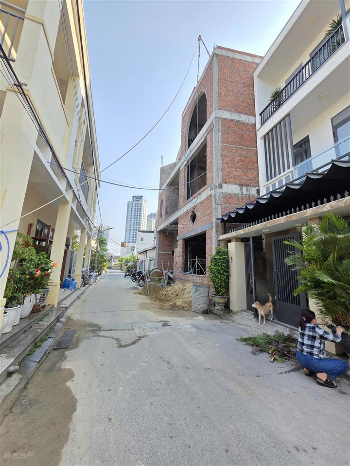 Bán lô đất kiệt 5m lê văn thứ, dt 98,6m2 ngang 5m cách biển 150m