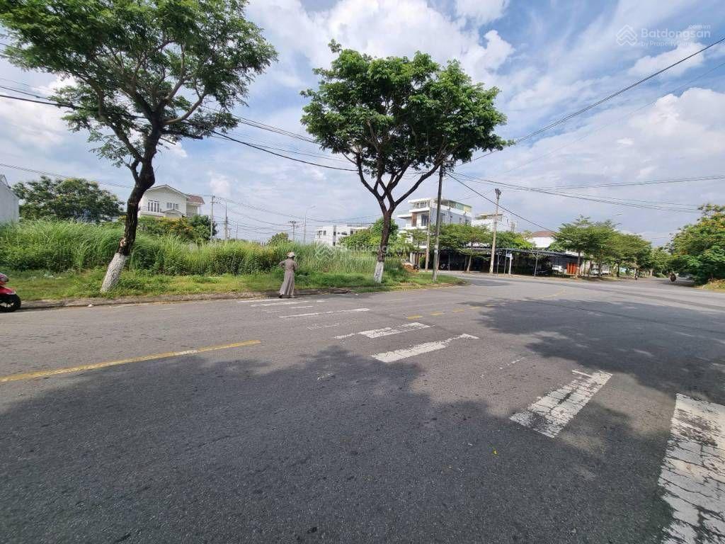 Bán đất mt khúc thừa dụ dt 150m ngang 10m đường 10m5