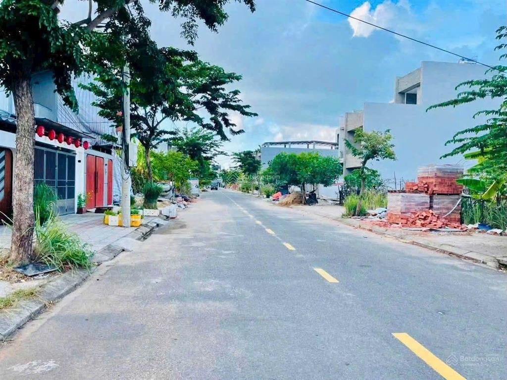 Bán lô đất mt hói kiểng 31, dt 105m², ngang 5m, đường 7m5