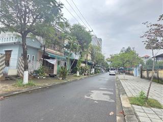 Bán lô đất mt phạm thiều, dt 100m2 ngang 5m sát hồ nghinh