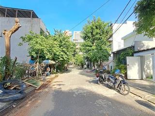 Bán đất mt phước trường 4, dt 81m2 ngang 5m sát biển