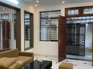 Cần bán đất tại đồng xuân(cũ), dt 250m2, mặt tiền 18m,gần chợ xuân hòa( cũ). em tuấn 0912 981 ***