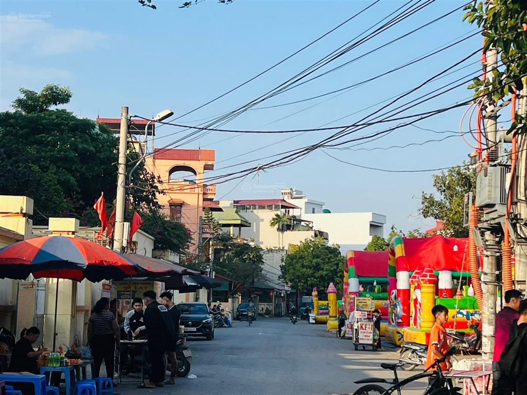 Bán gấp 60m2 đất, mt 6m, 6,8 tỷ, mặt phố khu vực ngọc hồi, thanh trì, kinh doanh sầm uất