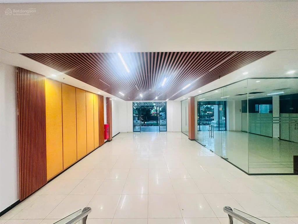 Cho thuê văn phòng tại tecco garden, giá cực chất 150 nghìn / m2, 500 m2