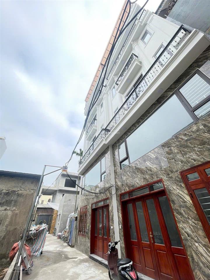 Cơ hội sở hữu nhà đẹp 50m2 khu phố trạm  long biên, vị trí thuận tiện, ở sướng hoặc làm văn phòng