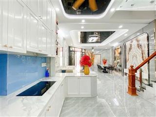 Siêu phẩm 5 tầng hxh hoàng xuân hoành, 60m2, 6.6x11, 5pn, full nội thất, chỉ 8.6 tỷ