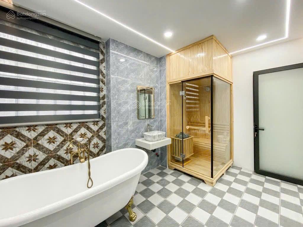 Siêu phẩm 5 tầng hxh hoàng xuân hoành, 60m2, 6.6x11, 5pn, full nội thất, chỉ 8.6 tỷ