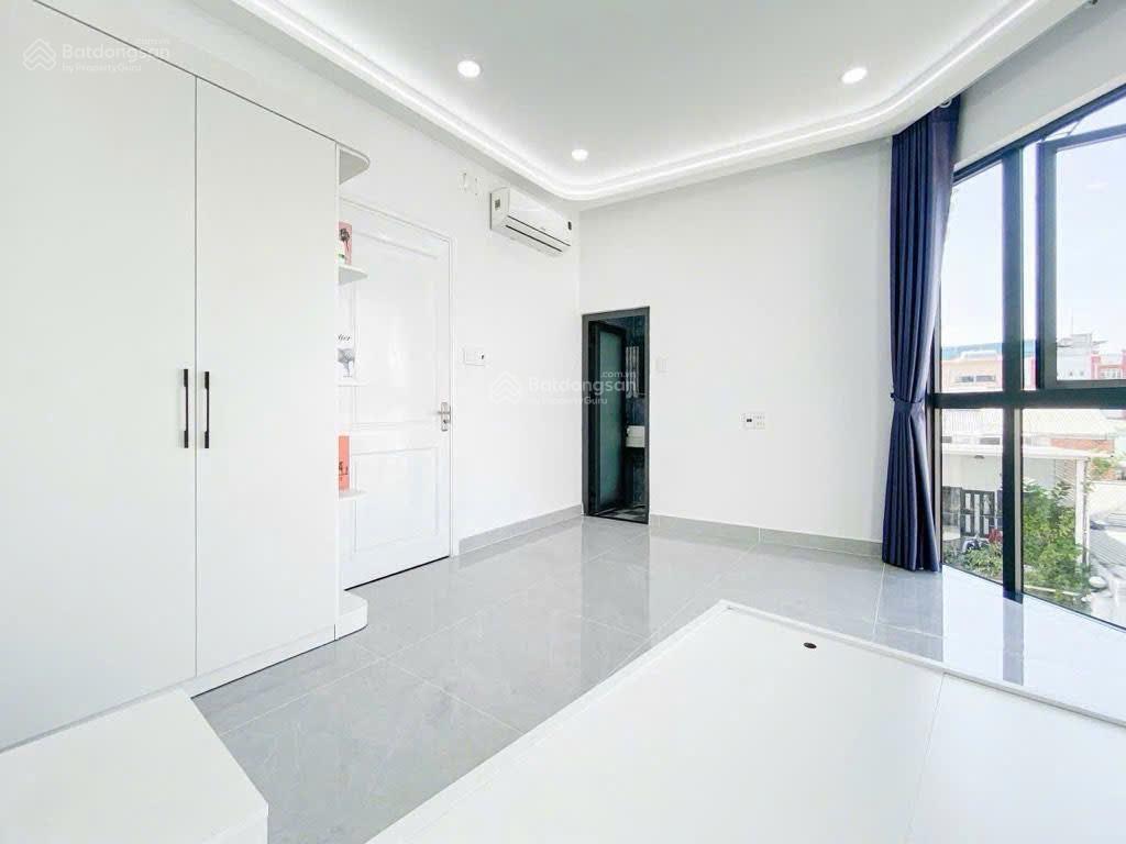 Siêu phẩm 5 tầng hxh hoàng xuân hoành, 60m2, 6.6x11, 5pn, full nội thất, chỉ 8.6 tỷ