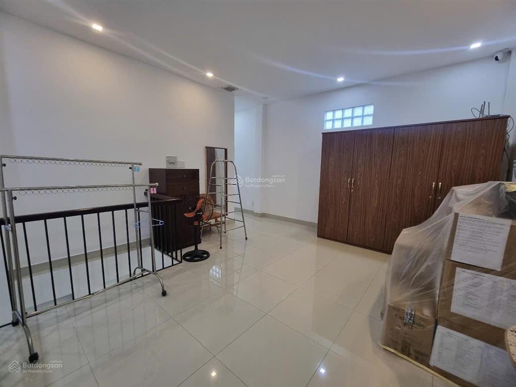 Nhà hxh nguyễn văn ràng, đón đầu ql50b, phạm hùng nối dài