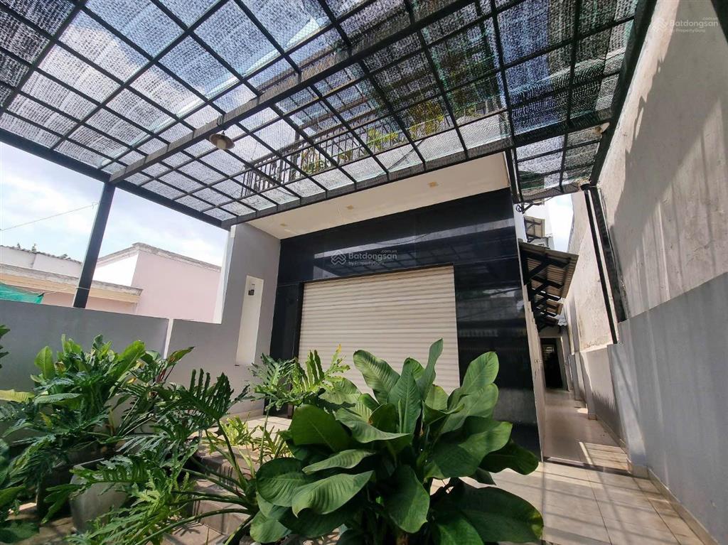 Nhà hxh nguyễn văn ràng, đón đầu ql50b, phạm hùng nối dài