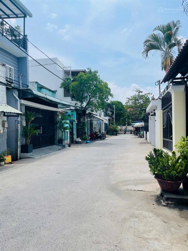 Dãy trọ 5 phòng đường lê văn lương. phước kiển. sổ riêng, 85m2