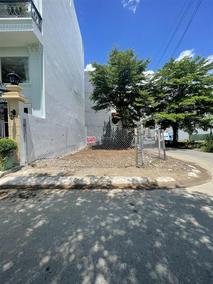 Đất 2mt trước sau kdc rạch tôm, nhơn đức, 122m2. lô đẹp