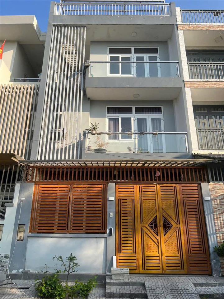 Nhà đối diện công viên kdc đào sư tích, phước kiển, nhà bè, 84m2