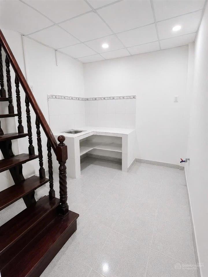 Nhà vi bằng hẻm thông 1651 lê văn lương. nhơn đức