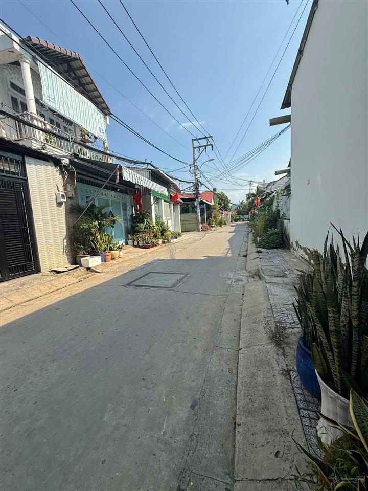 Nhà mt hẻm 1419 lê văn lương. phước kiển, 6pn