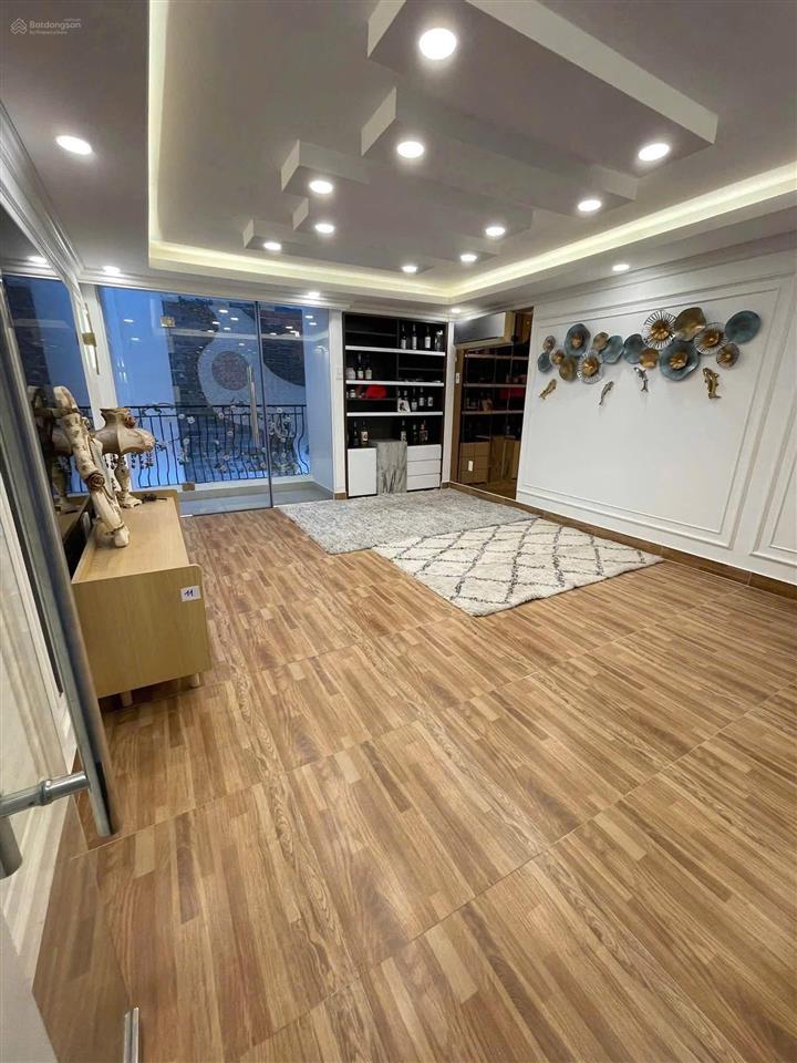 Cho thuê nhà full nội thất xịn sò, đường số