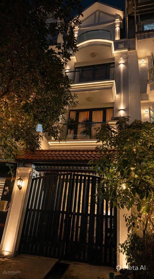 Cho thuê nhà full nội thất xịn sò, đường số