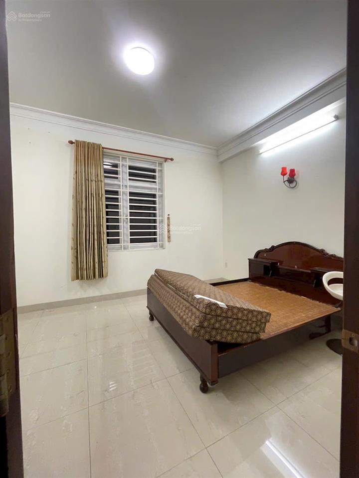 Nhà nguyên căn full nội thất kdc sadeco phước kiển a  full nội thất