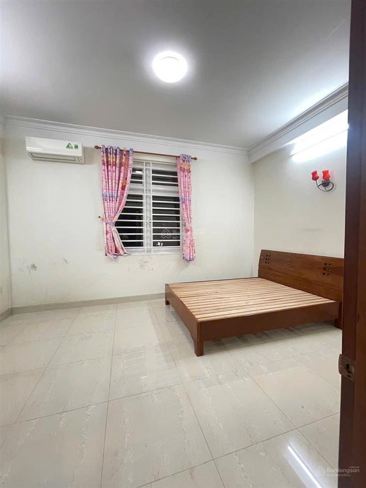 Nhà nguyên căn full nội thất kdc sadeco phước kiển a  full nội thất