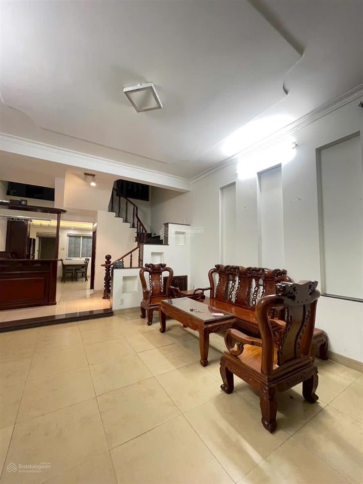 Nhà nguyên căn full nội thất kdc sadeco phước kiển a  full nội thất