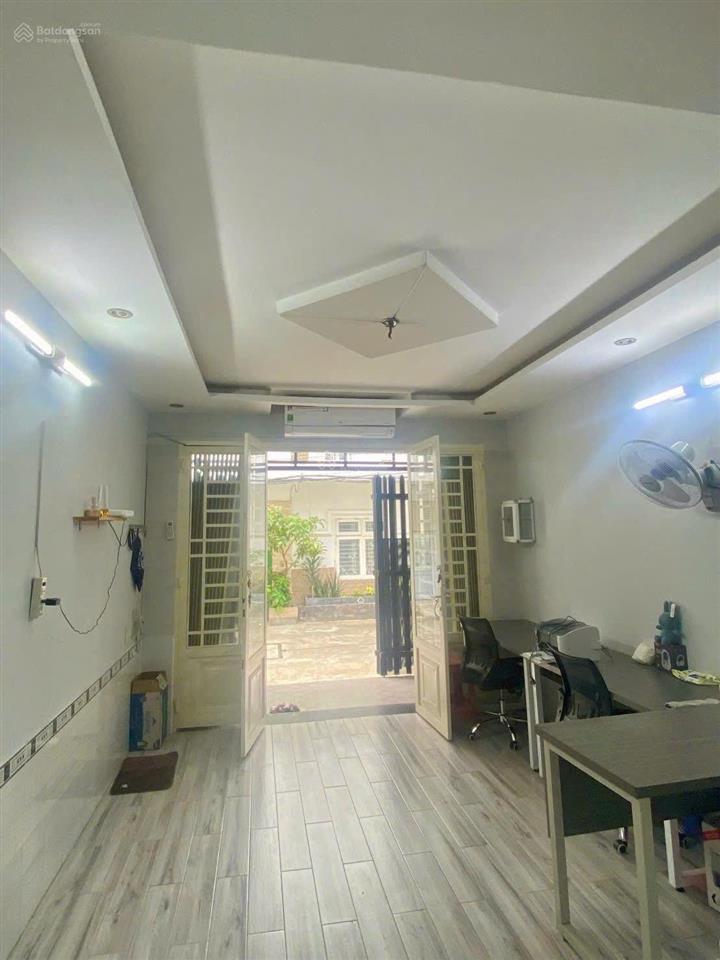 Nhà nguyên căn hẻm 1368 lê văn lương. phước kiển