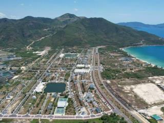 Em bán nền có hợp đồng mua bán golden bay giá 28tr/m2.  0932 763 ***