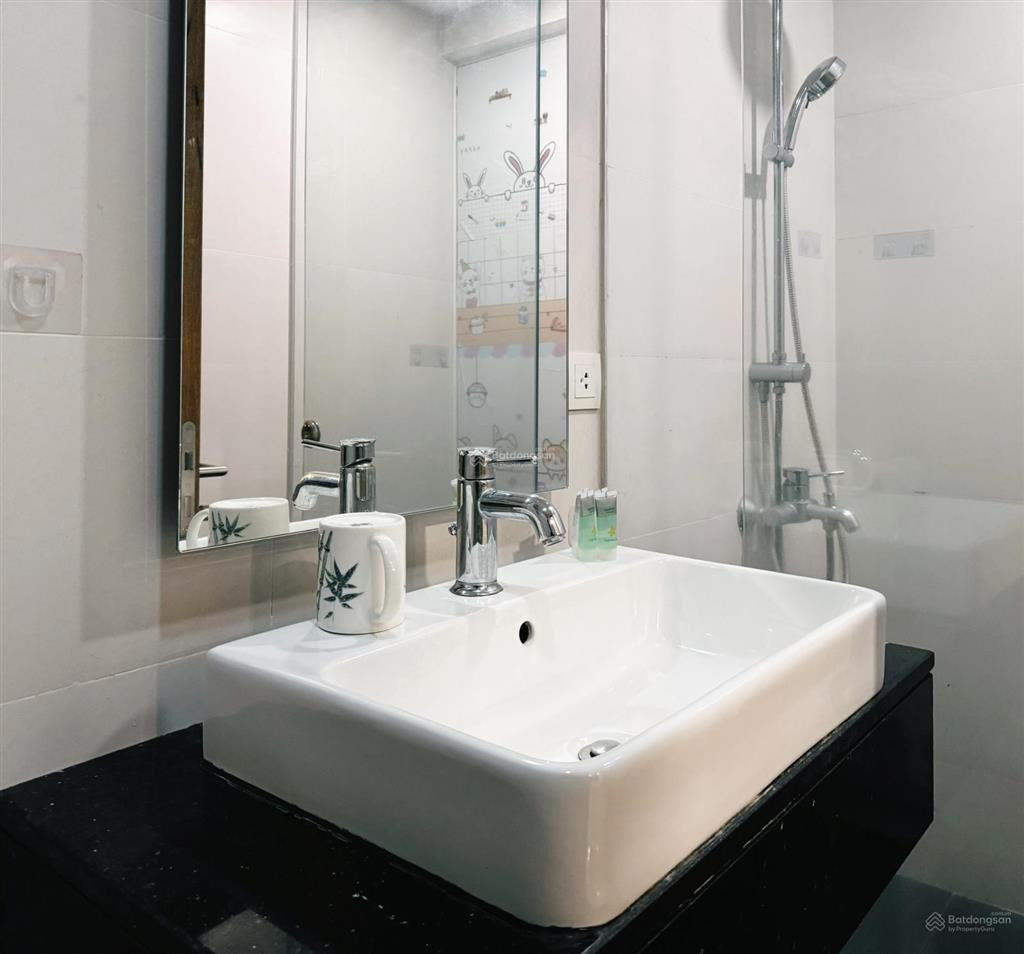 Bán nhanh căn 60m2 (1pn) maple tôn đản, đầy đủ nội thất