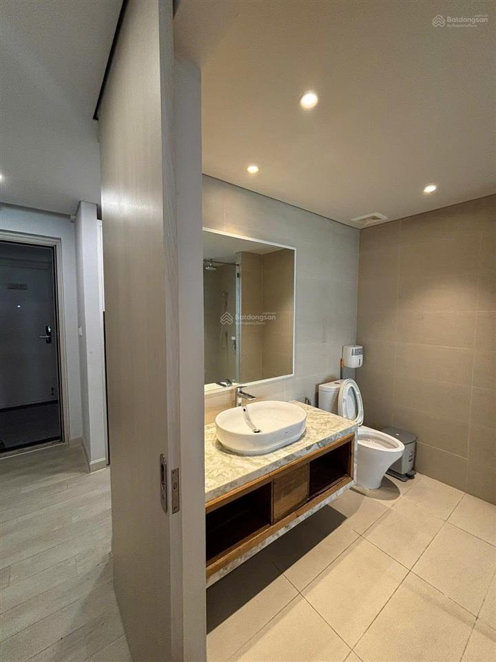 Bán nhanh căn 51,5m2 tòa nam gold coast nha trang giá chỉ 4,9 tỷ. full nội thất