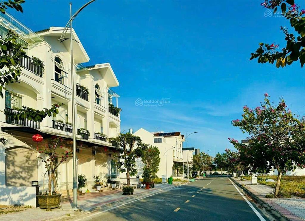 Em bán nền golden bay gần quảng trường, gần tđc vin giá chỉ 24tr/m2