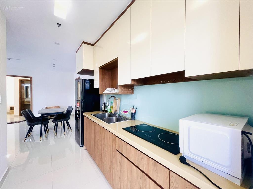 Em bán căn góc 2pn view hồ ct3 vĩnh điềm trung. đầy đủ nội thất