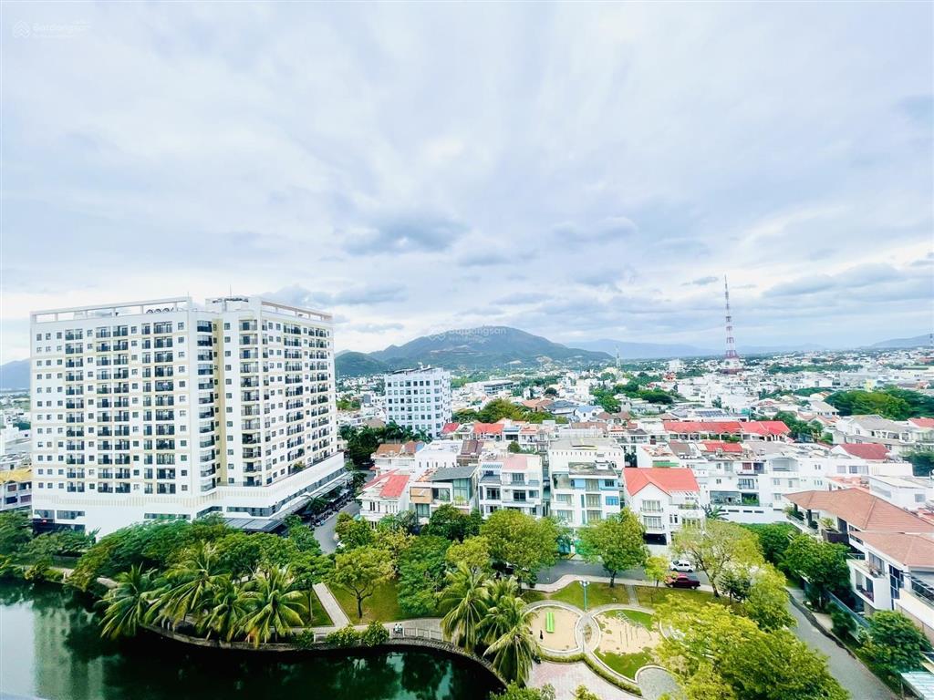 Em bán căn góc 2pn view hồ ct3 vĩnh điềm trung. đầy đủ nội thất