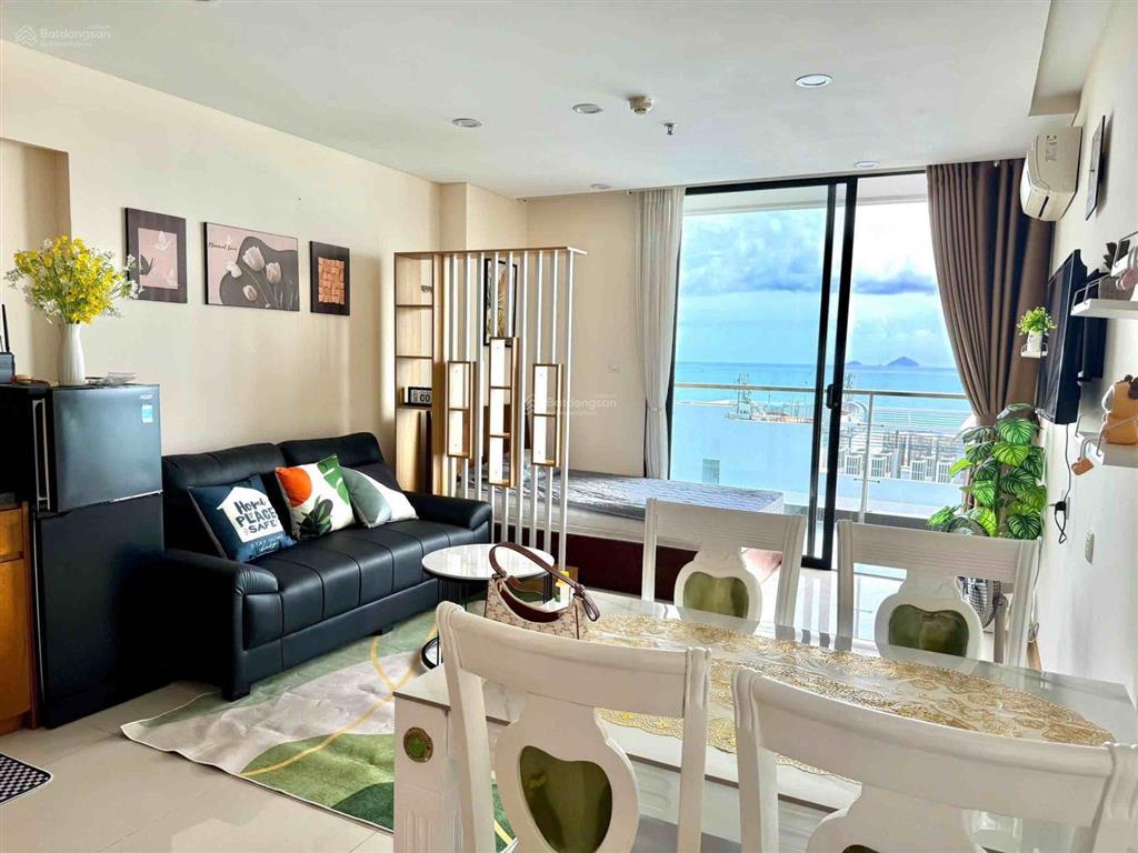 Thiện chí bán căn 65,4m2 tầng cao view trực biển căn hộ maple. sổ hồng lâu dài