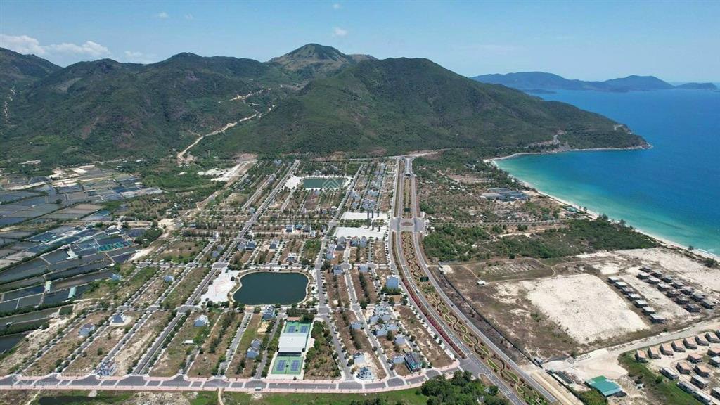Em bán nền golden bay gần quảng trường, gần tđc vin giá chỉ 24tr/m2