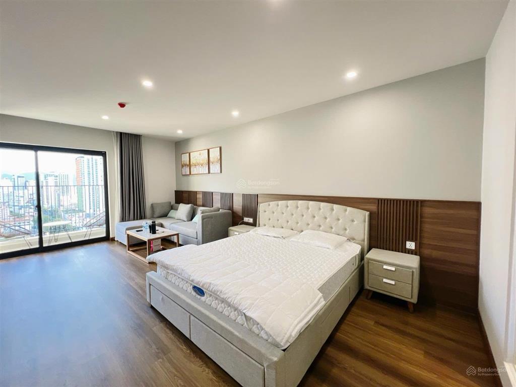 Thiện chí bán cặp căn studio toà nam view biển gold coast nha trang. đã có sổ cá nhân