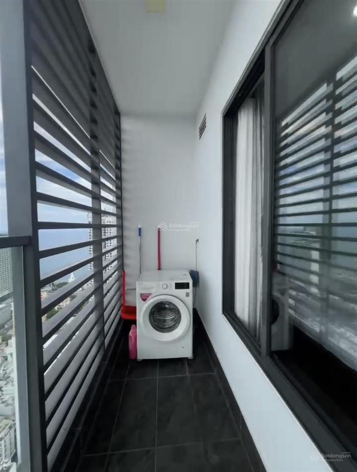 Thiện chí bán căn 2pn view xéo biển, tầng cao tòa virgo nha trang. sở hữu lâu dài