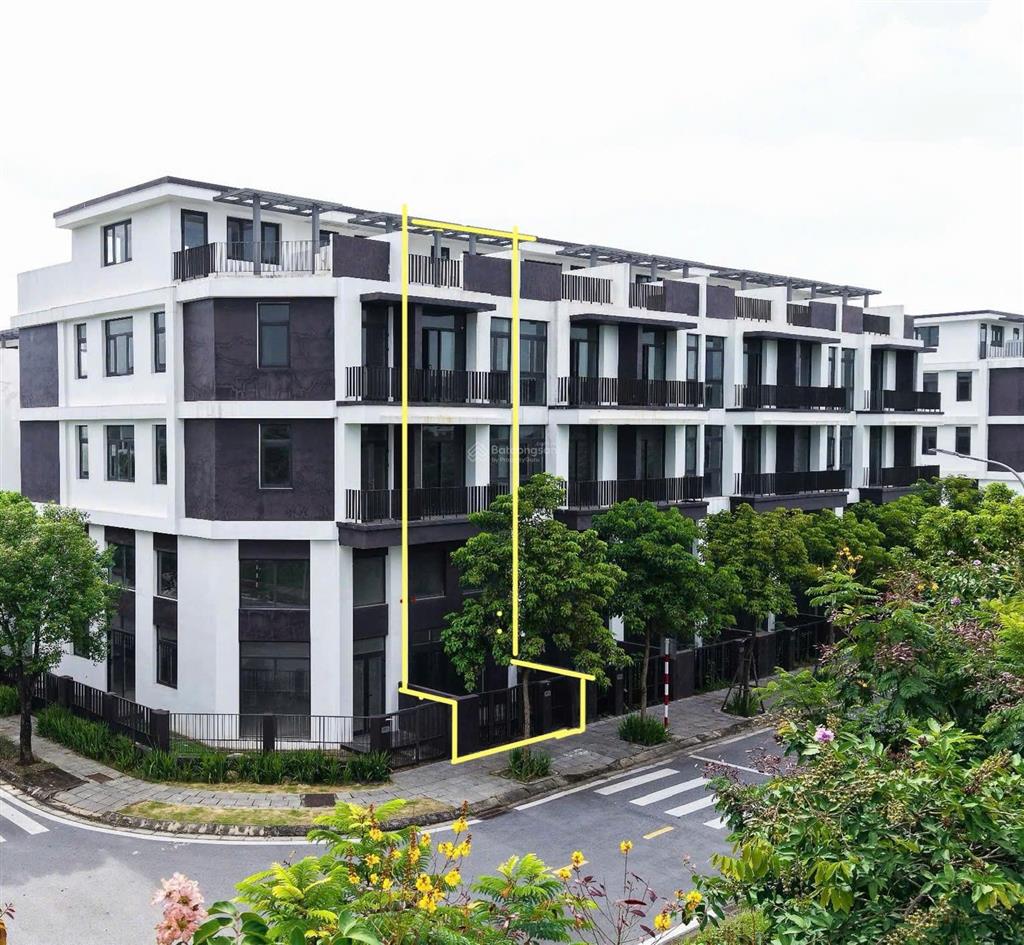 Liền kề hà đô 95m2 giá 21,5 tỷ hướng đông nam mát mẻ view công viên