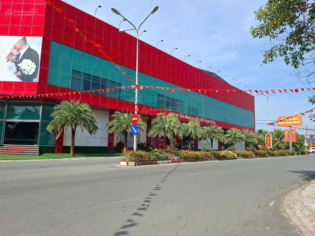 Bán đất 460m2, 80 triệu / m2 tại đường n, dĩ an, bình dương. trung tâm hamhf chính dĩ an.