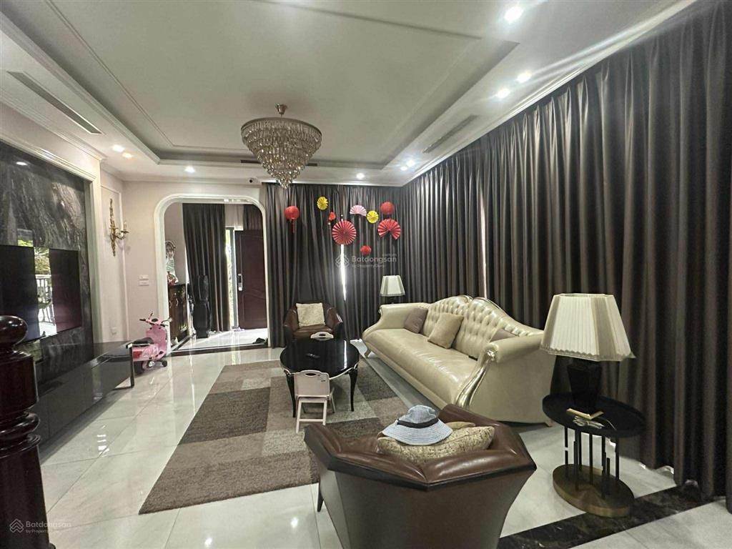 Cần bán liền kề tiêu chuẩn gamuda  giá 35 tỷ