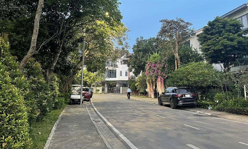 Cần bán biệt thự song lập gamuda, 158m2, full nội thất có thang máy