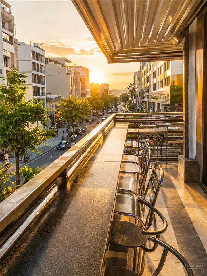 Cho thuê mặt bằng góc 3 mặt tiền ngang 12m view đẹp giá tốt  0886 666 ***