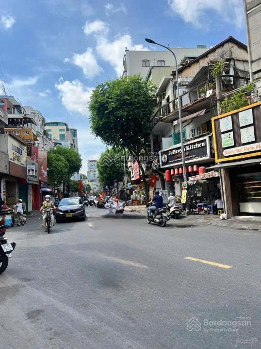 Mặt bằng trệt cống quỳnh quận 1 vị trí đẹp gần phố tây giá 40 triệu  0886 666 ***