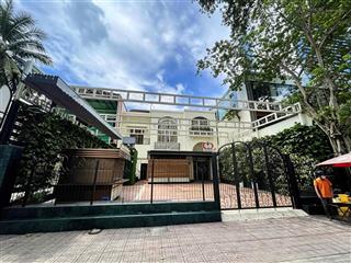 Mặt bằng lớn trung tâm quận 3 gần hồ con rùa dtsd 1.200m2  giá 200 triệu   0886 666 ***